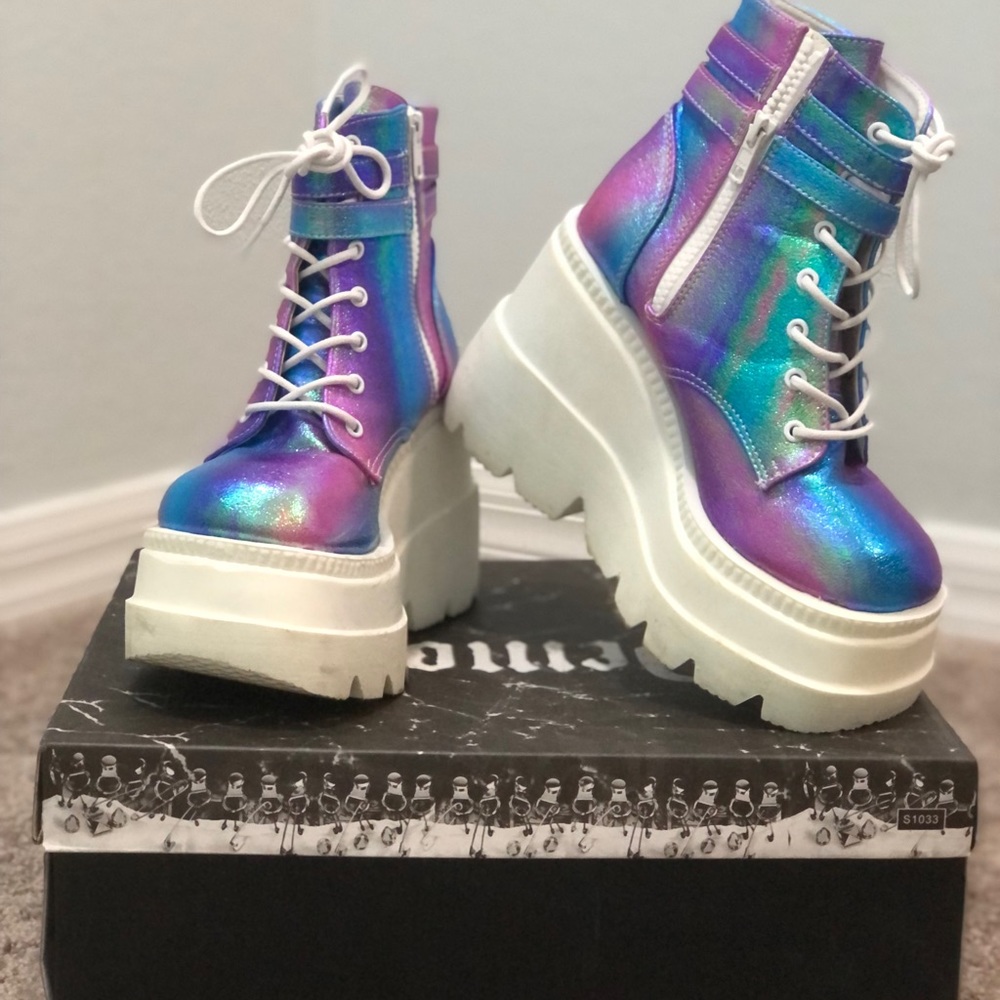 Demonia Shoe Boot